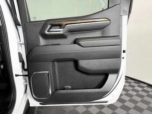 Used 2023 GMC Sierra 1500 SLE AWD/4WD image 41