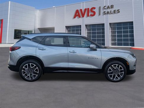 Used 2025 Chevrolet Blazer RS image 5