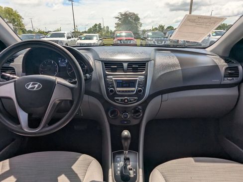 Used 2016 Hyundai Accent SE FWD image 14