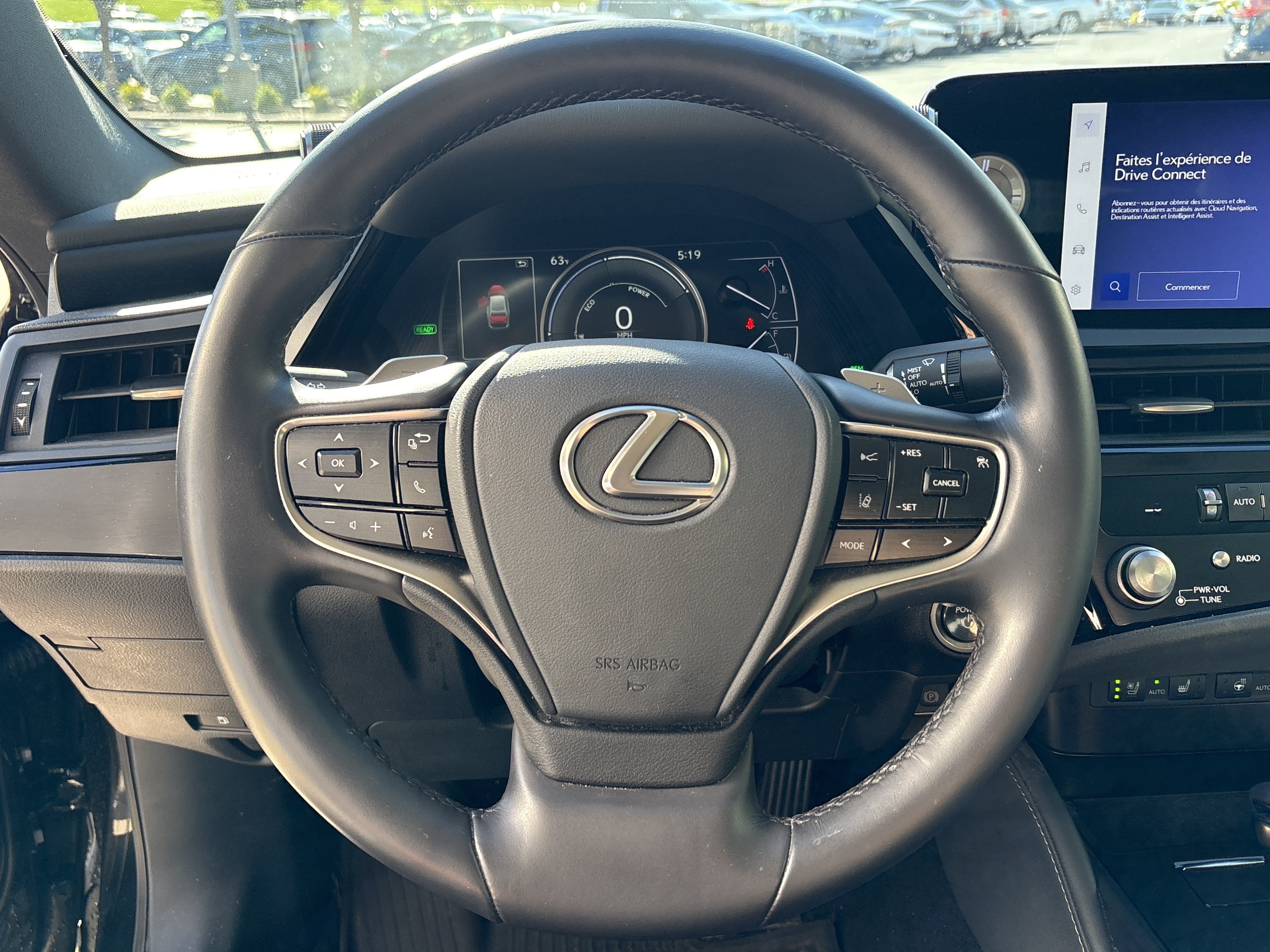Used 2025 Lexus ES 300h w/ Premium Package FWD image 14