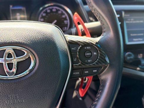 Used 2020 Toyota Camry SE FWD image 29