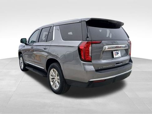 Certified 2022 GMC Yukon SLT w/ SLT Luxury Package image 3