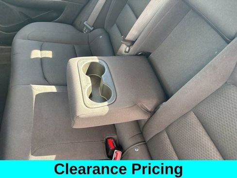 Used 2024 Chevrolet Malibu LT image 33