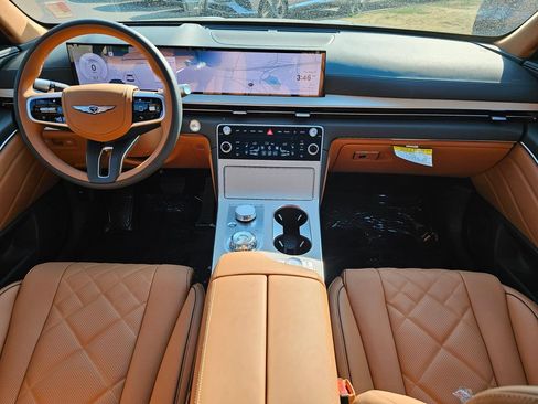 Used 2025 Genesis GV80 3.5T Prestige AWD/4WD image 9