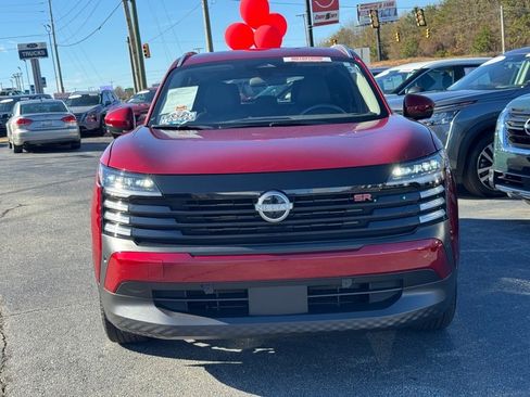 Certified 2025 Nissan Kicks SR w/ SR Premium Package image 8