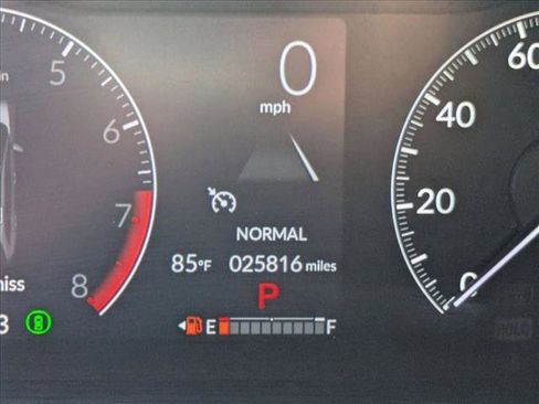 Used 2024 Honda HR-V Sport image 11