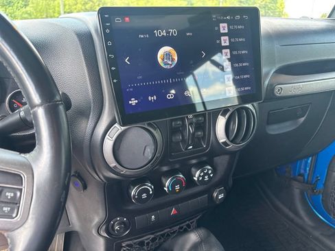 Used 2016 Jeep Wrangler Unlimited Sport w/ Power Convenience Group AWD/4WD image 13