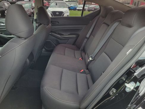 Used 2023 Nissan Altima 2.5 SV FWD image 28