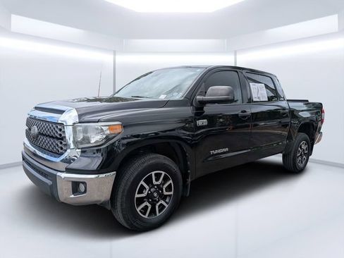 Used 2018 Toyota Tundra SR5 w/ SR5 Upgrade Package AWD/4WD image 7