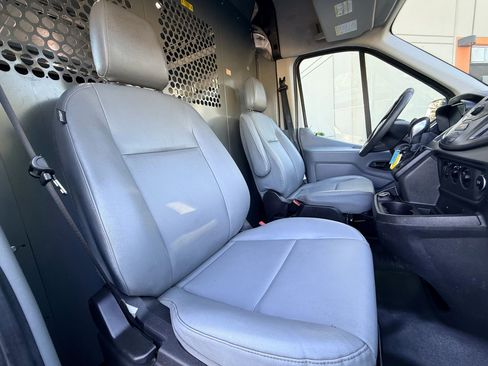 Used 2018 Ford Transit 250 130 Medium Roof image 16