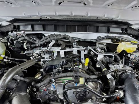 New 2025 Ford Bronco Outer Banks image 29