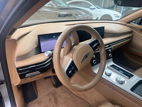 Used 2025 Genesis G80 2.5T Advanced AWD/4WD image 4