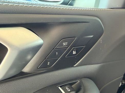 Used 2024 BMW X5 sDrive40i w/ Premium Package image 19