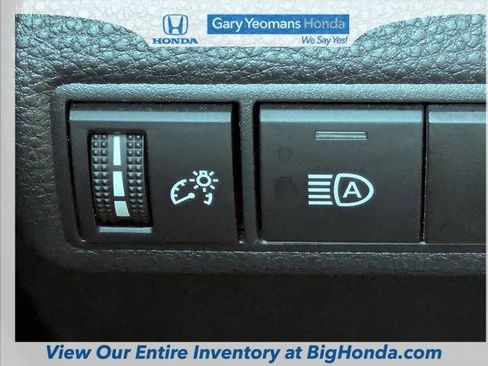 Used 2024 Toyota Corolla LE image 23