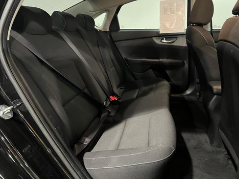 Used 2021 Kia Forte LXS image 31