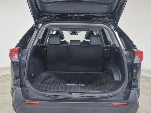 Used 2019 Toyota RAV4 XLE Premium w/ All Weather Liner Package image 4