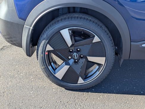 New 2026 Nissan Kicks SR image 10