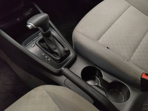Used 2021 Kia Rio S FWD image 26