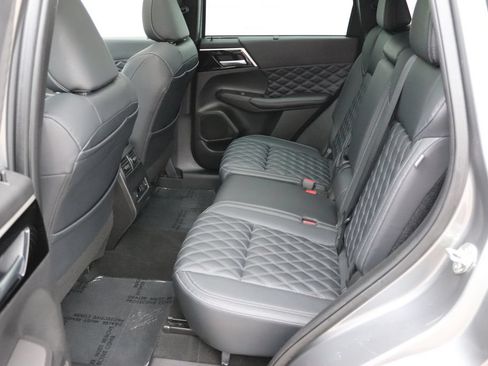 Used 2023 Mitsubishi Outlander SEL Black Edition AWD/4WD image 21