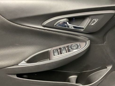 Certified 2018 Chevrolet Malibu LT FWD image 11