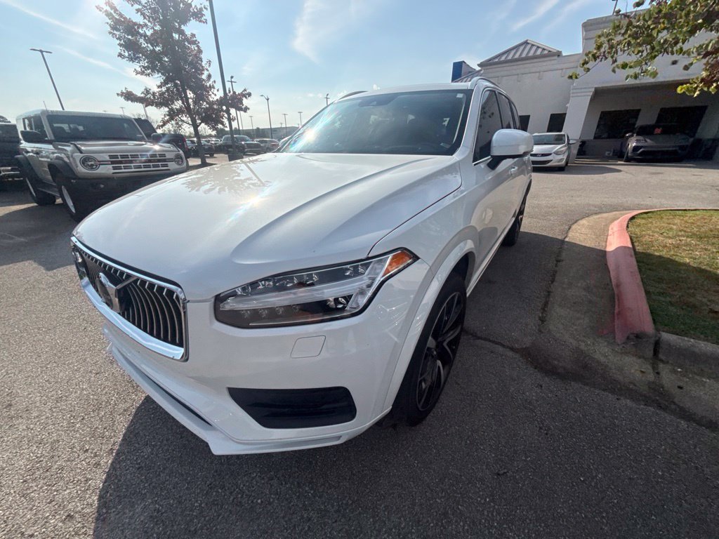 Used 2022 Volvo XC90 T6 Momentum w/ Advanced Package AWD/4WD image 11