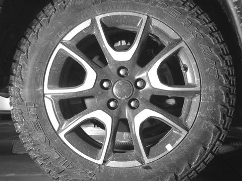 Used 2025 Jeep Compass Trailhawk image 15