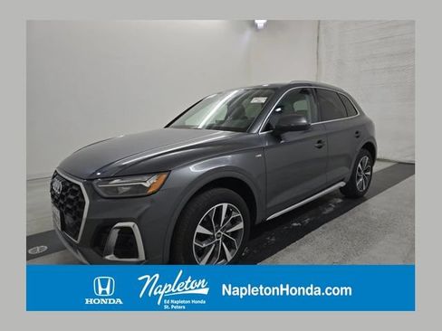 Used 2023 Audi Q5 2.0T Premium Plus w/ Premium Plus Package AWD/4WD image 1