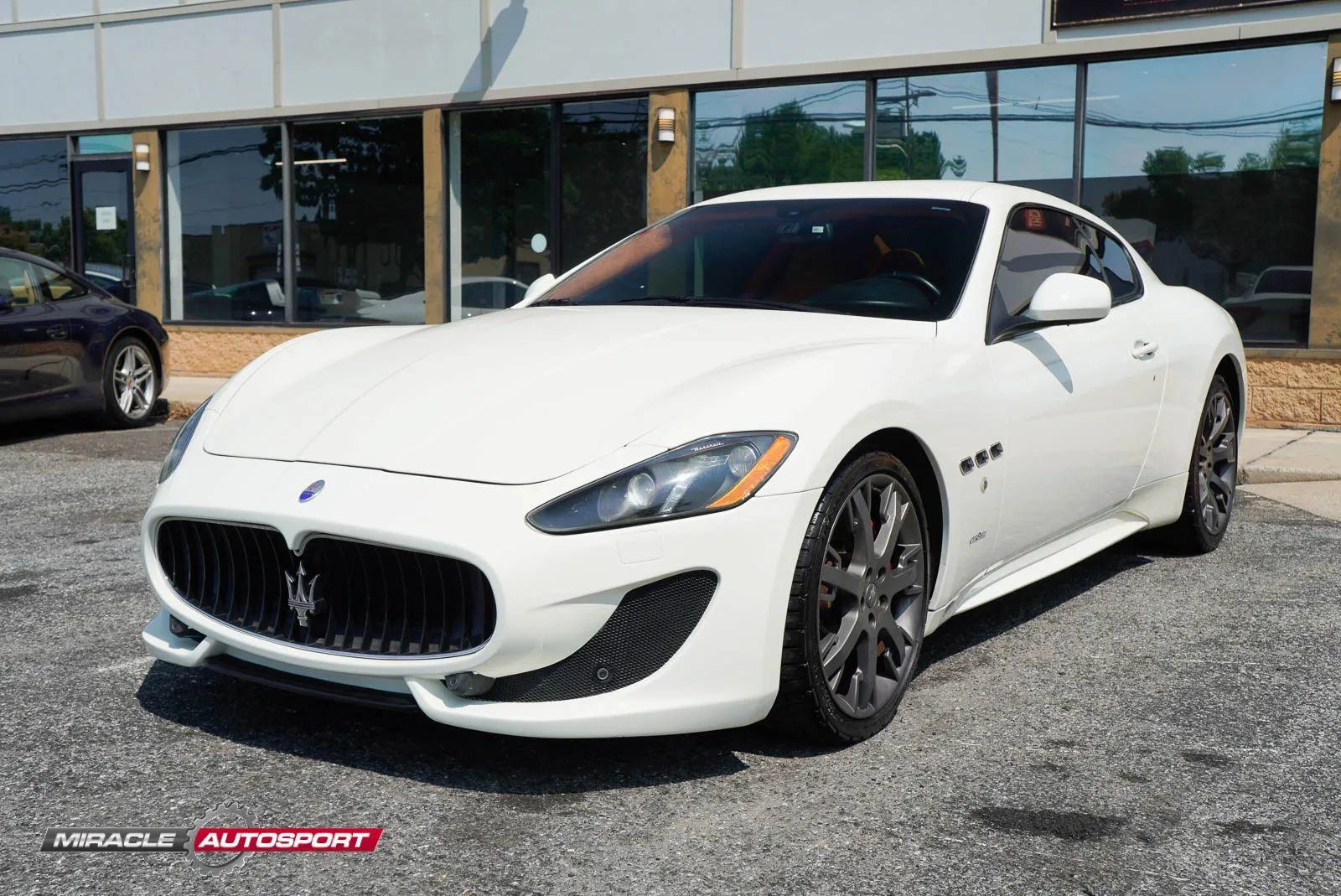 Used 2017 Maserati GranTurismo Sport RWD image 3