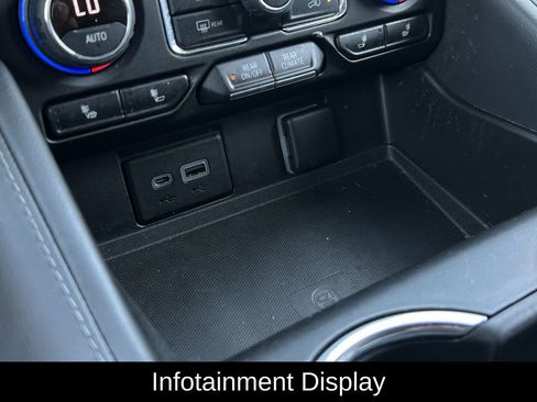 Used 2022 Chevrolet Tahoe LT image 23