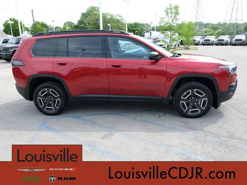 New 2026 Jeep Cherokee Laredo AWD/4WD image 2