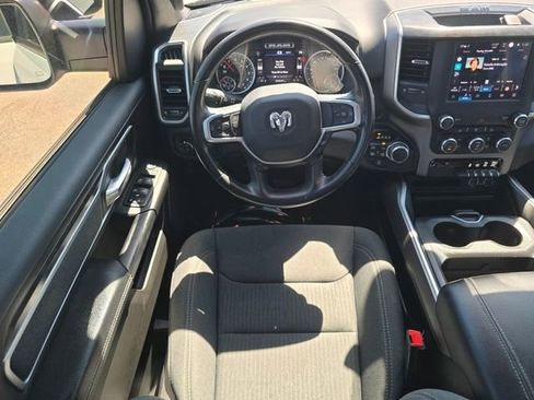 Used 2022 RAM 1500 Big Horn AWD/4WD image 4