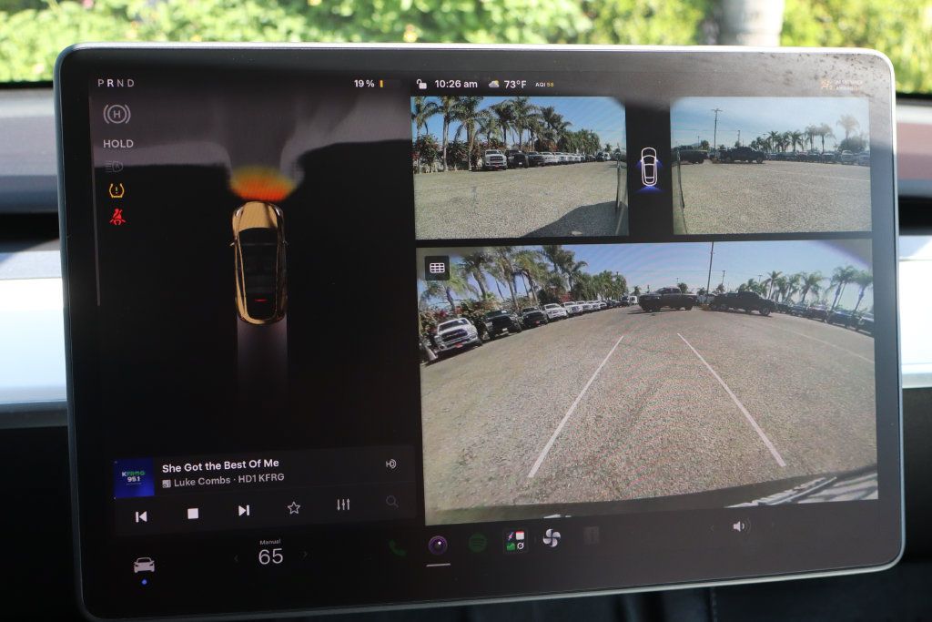 Used 2025 Tesla Model Y Long Range RWD image 26