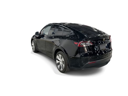 Certified 2023 Tesla Model Y Long Range AWD/4WD image 4