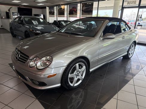 Used 2005 Mercedes-Benz CLK 500 Cabriolet image 1