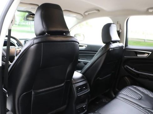Used 2024 Ford Edge Titanium w/ Equipment Group 301A AWD/4WD image 15