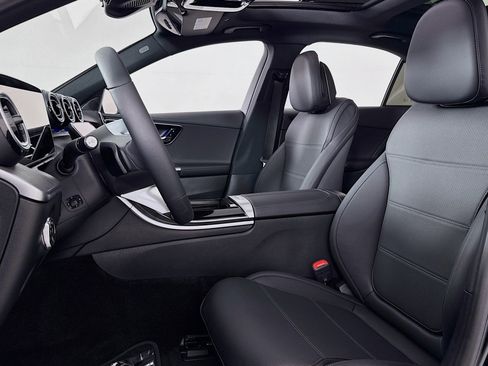 Used 2026 Mercedes-Benz C 300 Sedan image 17