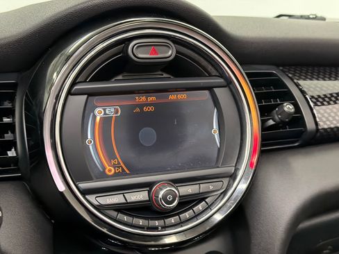 Used 2017 MINI Cooper S image 24