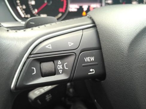 Used 2020 Audi Q5 2.0T Premium w/ Titanium Sport Package image 39