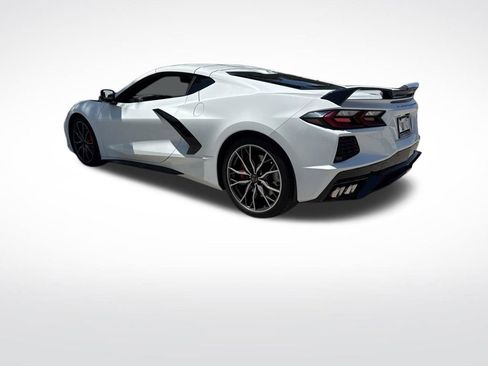 Used 2023 Chevrolet Corvette Stingray Preferred Cpe w/ Z51 Performance Package image 3