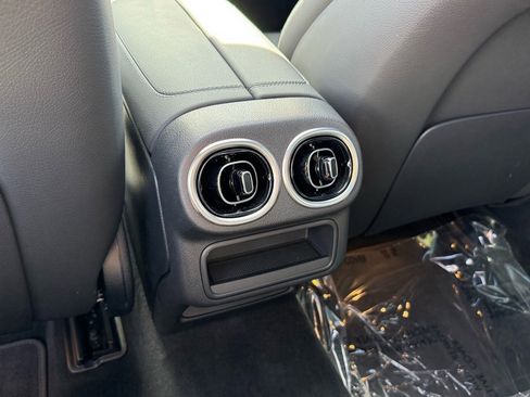 Certified 2026 Mercedes-Benz GLC 300 4MATIC image 19