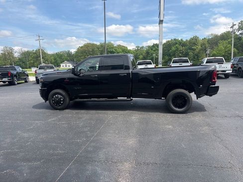 New 2026 RAM 3500 Big Horn AWD/4WD image 5