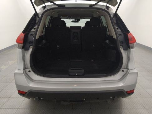 Used 2019 Nissan Rogue S w/ Special Edition Package FWD image 29