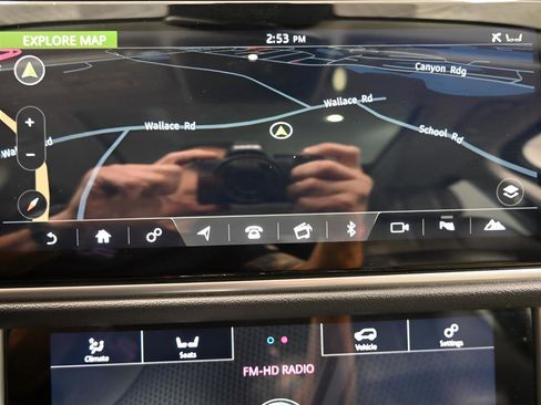 Used 2018 Land Rover Range Rover AWD/4WD image 29