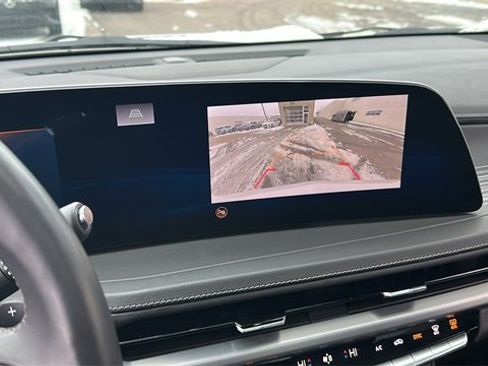 Used 2024 Cadillac XT4 Premium Luxury image 23