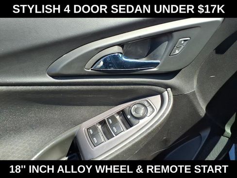 Used 2022 Chevrolet Malibu LT FWD image 12