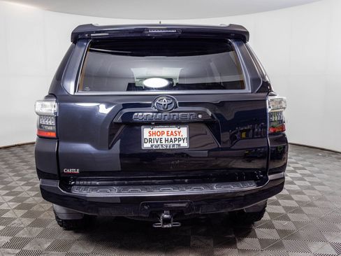 Used 2016 Toyota 4Runner SR5 Premium AWD/4WD image 17