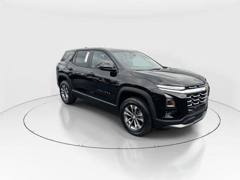New 2026 Chevrolet Equinox LT w/ Safety and Technology Package image 2