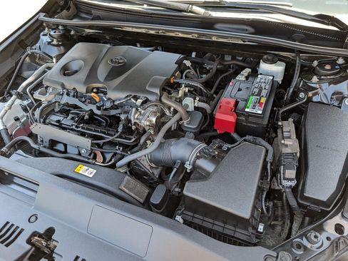Used 2022 Toyota Camry SE w/ Carpet Mat Package (TMS) FWD image 20