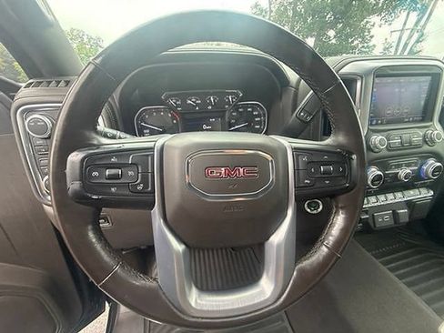 Used 2020 GMC Sierra 1500 SLE w/ SLE Value Package AWD/4WD image 18