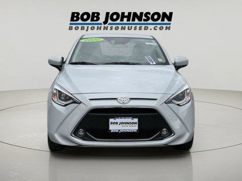 Used 2020 Toyota Yaris XLE FWD image 6